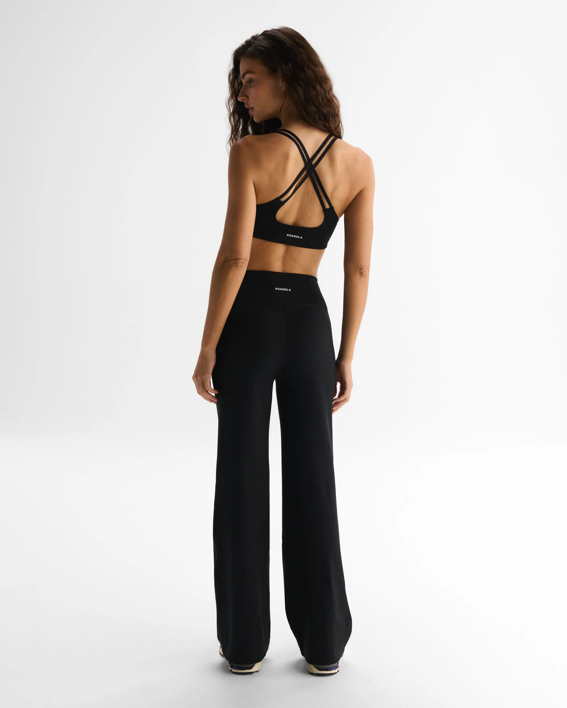 Ultimate Cross Back Bra - Black - Image 4
